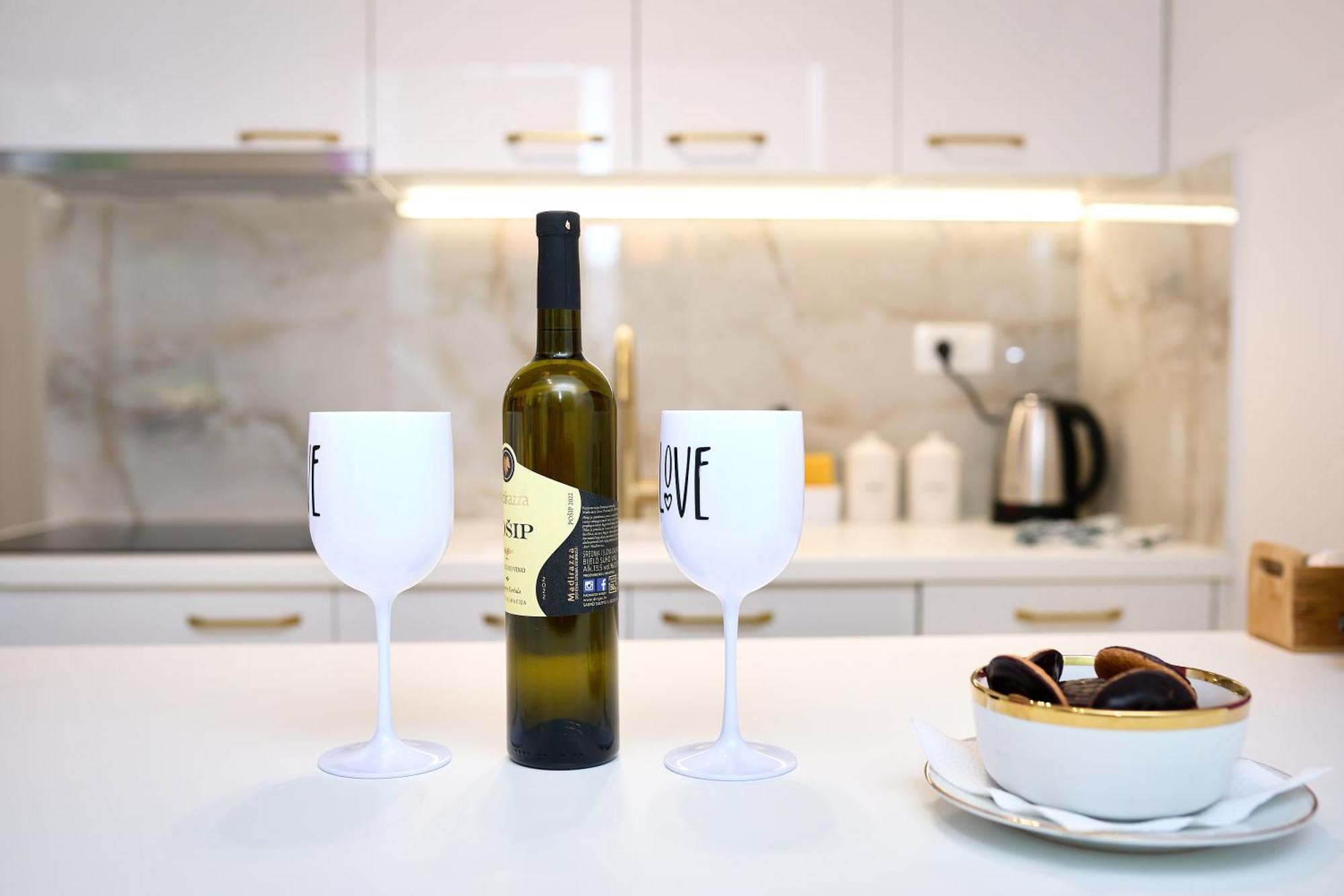 Appartamento Golden Rose - Walking Distance 1 Km From Old Town Ragusa Esterno foto