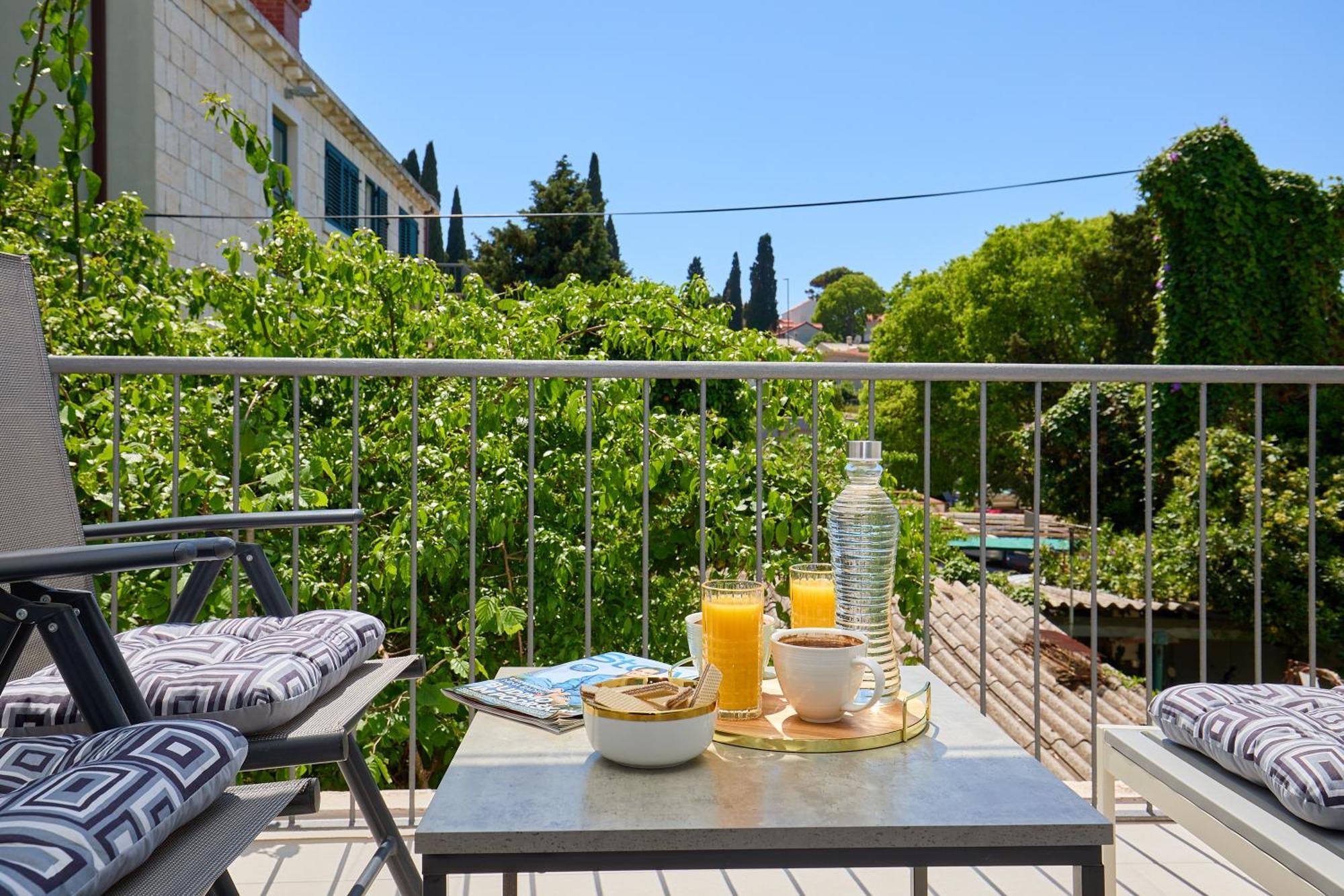 Appartamento Golden Rose - Walking Distance 1 Km From Old Town Ragusa Esterno foto